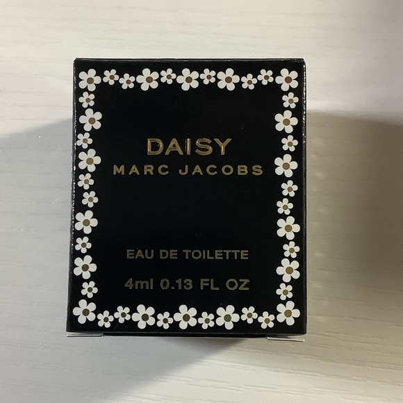 Marc Jacobs Other - Marc Jacobs Daisy Black and White Eau de Toilette